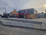 Zakończyła się budowa kolejnego KFC w Opolu. Lokal powstał u zbiegu ulic Niemodlińskiej i Prószkowskiej na Zaodrzu. Wkrótce otwarcie