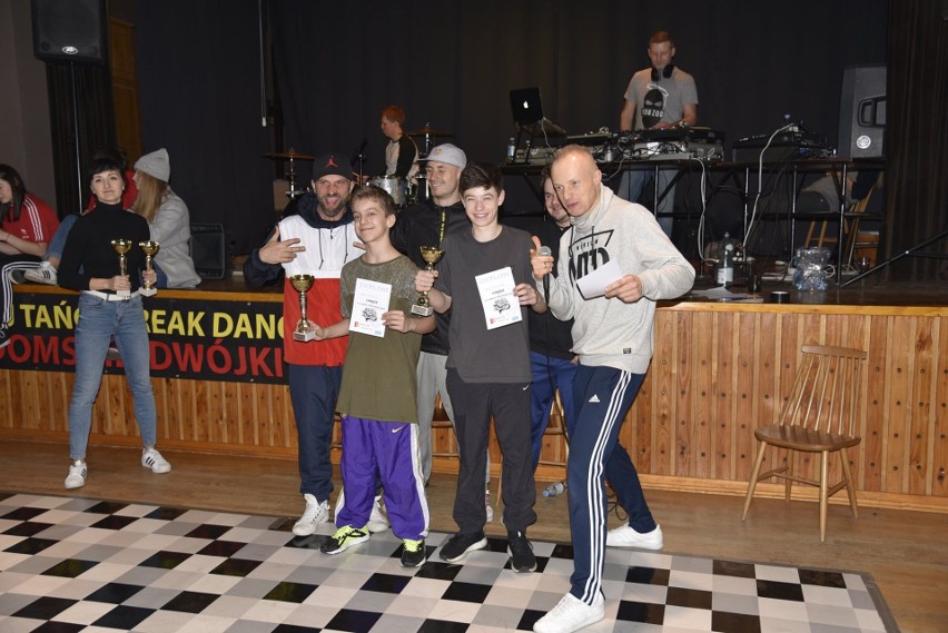 W Domu Kultury Idalin po raz 15 zatańczyły Radomskie Dwójki