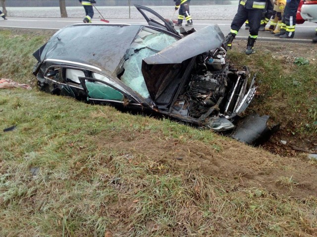 W niedzielę przed godziną 8 rano na drodze krajowej nr 63 w miejscowości Brulino Koski doszło do wypadku.