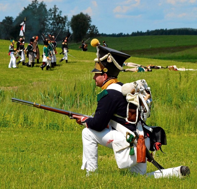 Rekonstruktorzy pokazali jak wyglądały walki w 1807 r.
