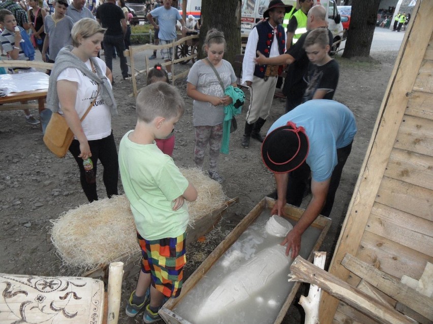 Oscypek Fest w Żywcu. Dżem i pokaz sztucznych ogni na finał [ZDJĘCIA]