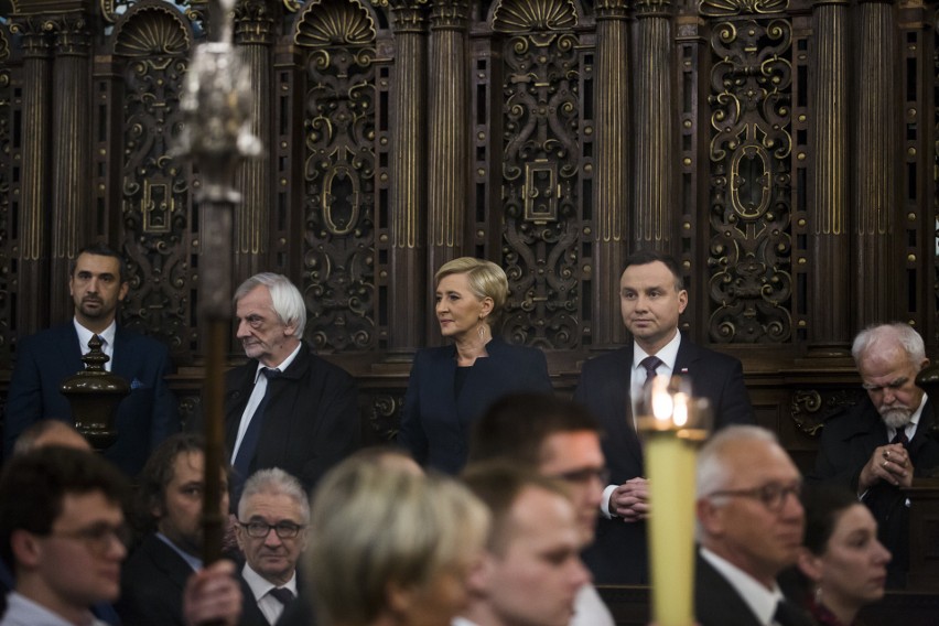 Prezydent Andrzej Duda wziął udział w mszy świętej na Wawelu