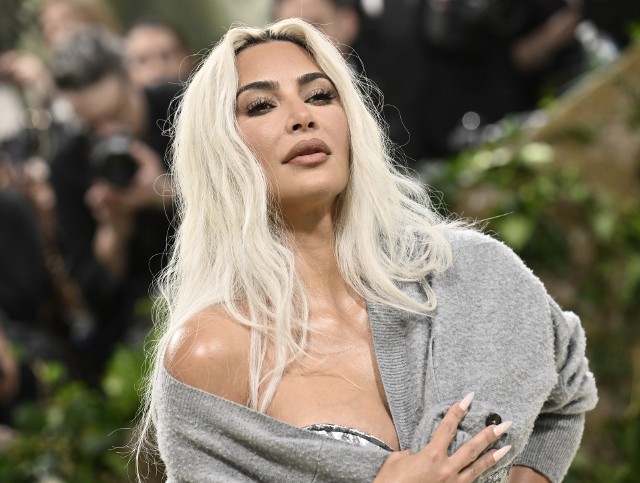 Fani Kim Kardashian mówili po jej ostatnim występie, że rzuciła wyzwanie „nieosiągalnym” standardom ciała.