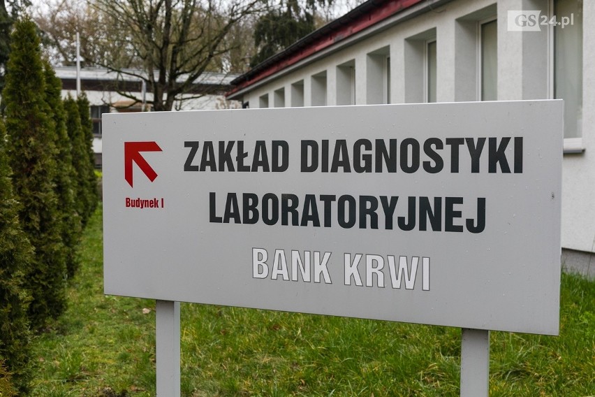 Koronawirus w Szczecinie. Sprzęt do szybkiej diagnostyki już działa. Proces badania trwa około trzech godzin. 