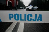 Wypadek na DK 5 w kierunku Trzebnicy. Samochód osobowy zderzył się z busem