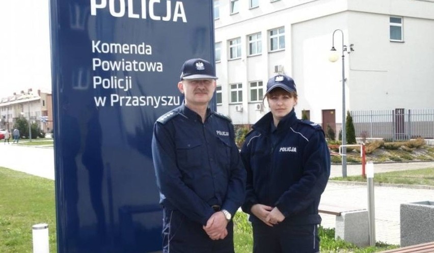 Dzielnicowi z policji w Przasnyszu uratowali życie...