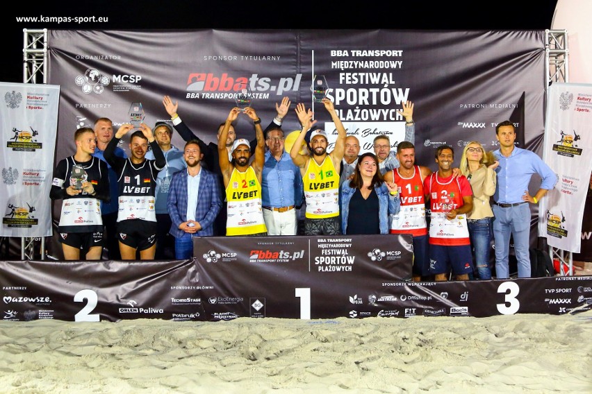 Plaża Wilanów jak Copacabana – brazylijskie gwiazdy odwiedziły Polskę. Footvolley Cup 2021