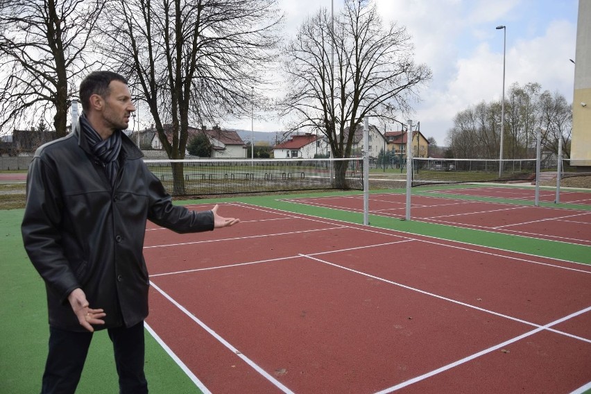 Pierwsze w Kielcach boiska do badmintona powstały na Białogonie (ZDJĘCIA)