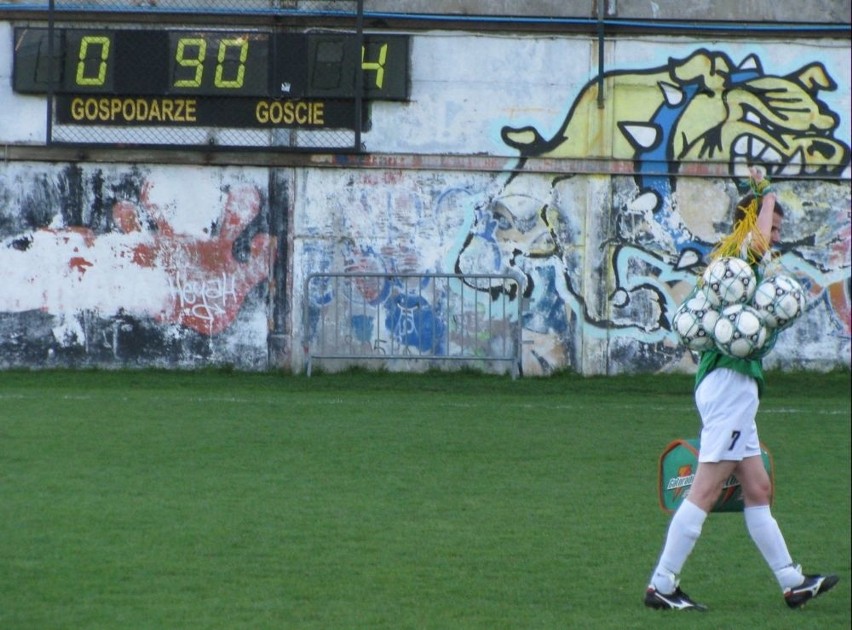 W czwartkowym meczu IV ligi Pomorze, Gryf 95 Slupsk pokonal...