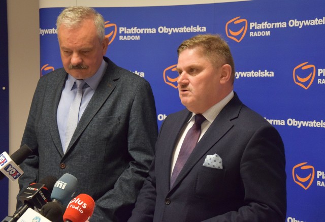 Andrzej Łuczycki (od lewej) i Leszek Ruszczyk przekonywali, że brak budowy drogi S12 spowoduje zastój gospodarczy