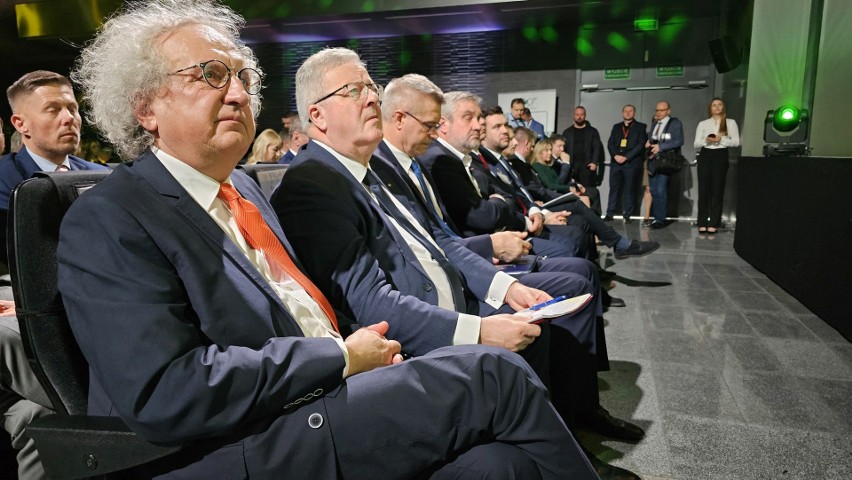 Minister rolnictwa Czesław Siekierski na targach Agrotech 2024 w Kielcach. Zobacz, co powiedział rolnikom