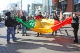 Półwiejska w Poznaniu eksplodowała kolorami w rytmie reggae [ZDJĘCIA]