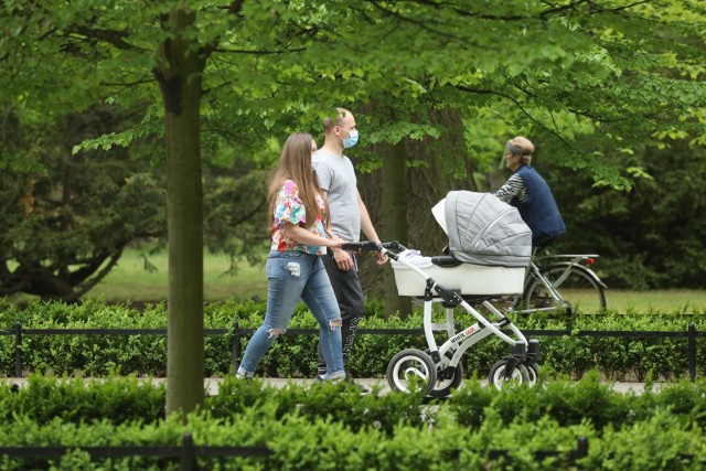 Czy powrócą obowiązkowe maseczki w miejscach publicznych?