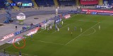 Skrót meczu Ruch Chorzów - Puszcza Niepołomice 0:0. "Niebieskich" dwa razy uratowała poprzeczka