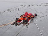 Pińczowscy strażacy przez trzy dni ćwiczyli na zamarzniętym zalewie