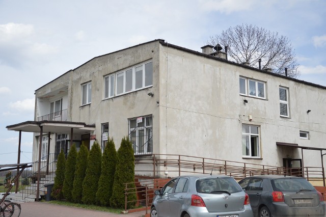 Budynek ośrodka zdrowia w Kozłowie po budowie nowej siedziby będzie służył innym celom