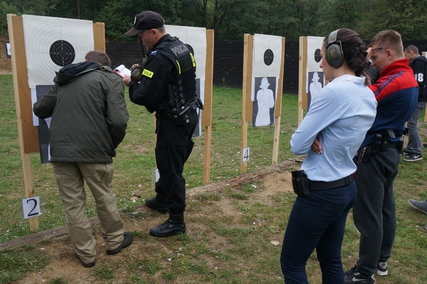 Zawody strzeleckie o puchar Śląskiego Komendanta Wojewódzkiego Policji [ZDJĘCIA]