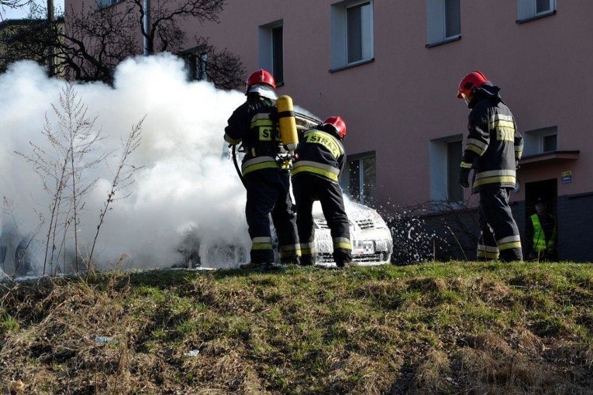 Renault megane płonęło na pl. Kazimierza.