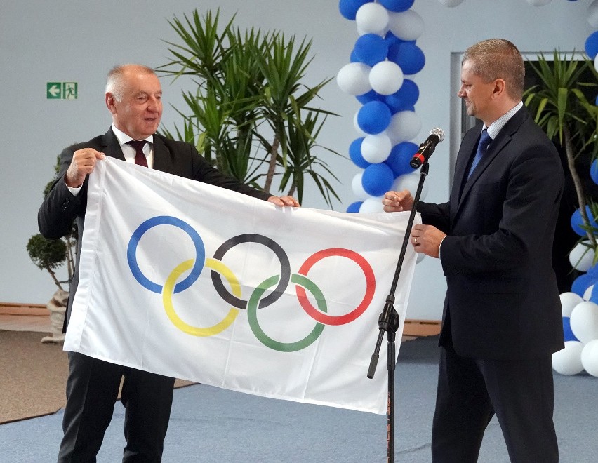 Stary Sącz. Uroczyste otwarcie hali sportowej przy Liceum Ogólnokształcącym [ZDJĘCIA]