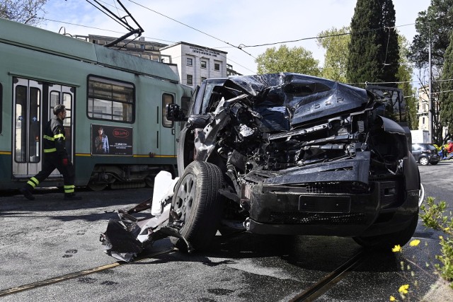 W Rzymie doszło do wypadku z udziałem Ciro Immobile. Prowadzony przez kapitana Lazio Land Rover zderzył się z tramwajem