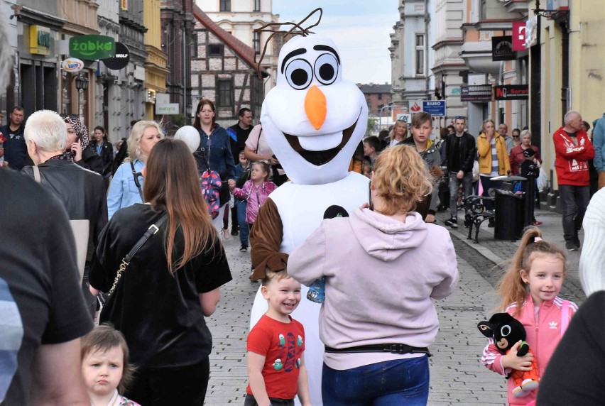 Na Rynku w Inowrocławiu odbyła się plenerowa impreza z...