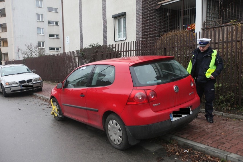 Źle zaparkowany samochód należący do prezydenta Andrzeja...
