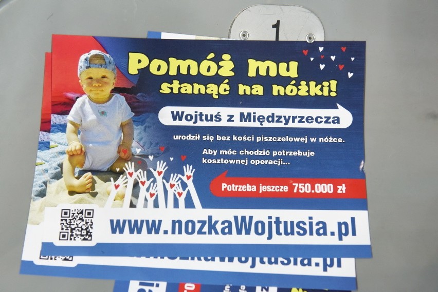 Agnieszka i Tomasz Skowrońscy z synem Maciejem z Zielonej...