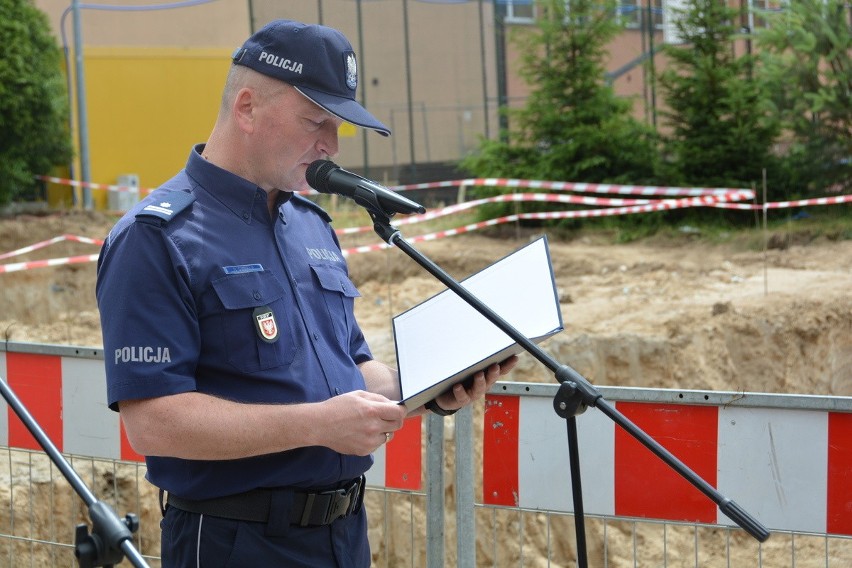 Kamień węgielny z "Echem Dnia" wmurowano pod nową siedzibę posterunku Policji w Goździe. Zobaczcie zdjęcia