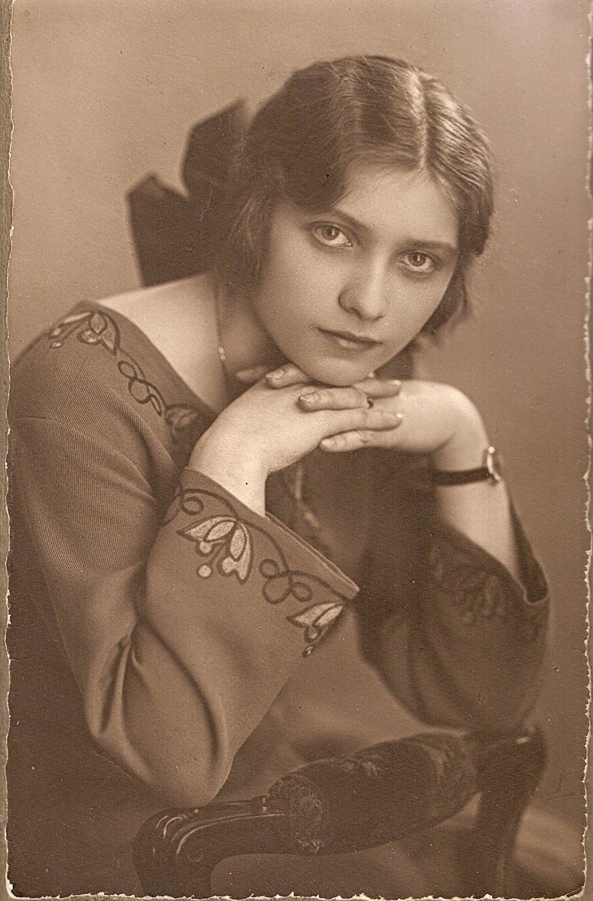 Maria Krychowska z domu  Krupiewska. Około 1930 roku