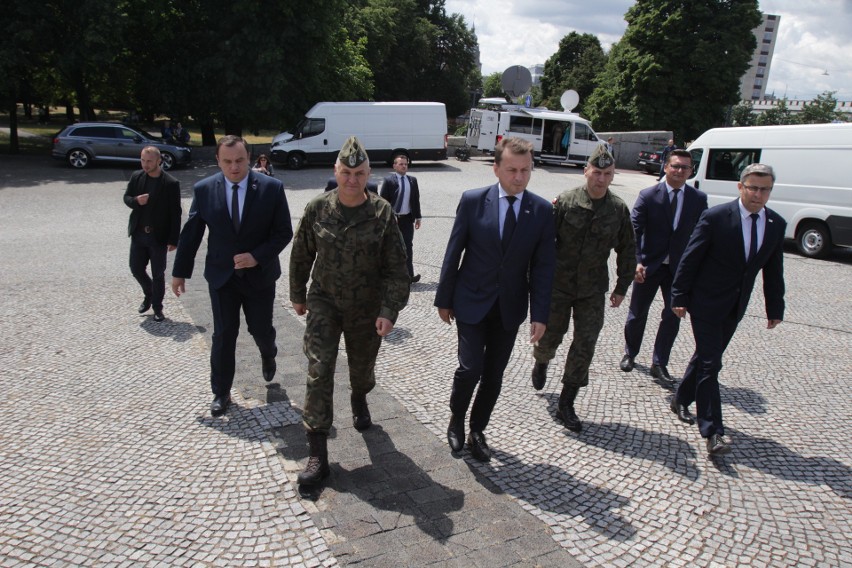 Minister obrony narodowej Mariusz Błaszczak w Katowicach...