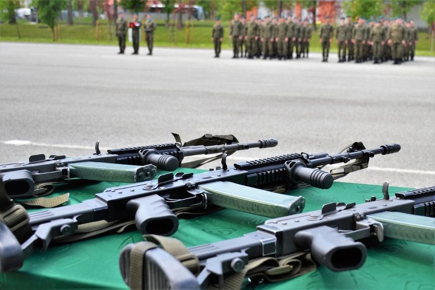 Opolska brygada logistyczna przyjęła 83 nowych żołnierzy.