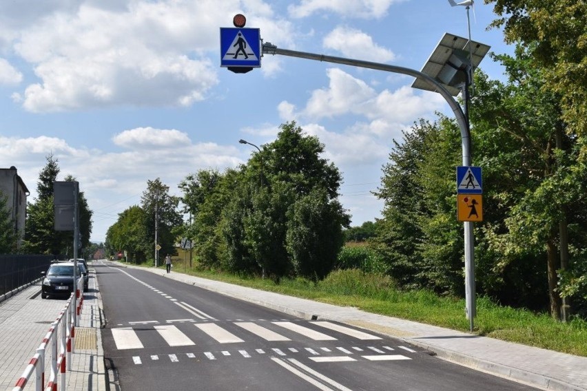 Odcinek ul. Leśnej w ciągu drogi powiatowej w Przeciszowie...