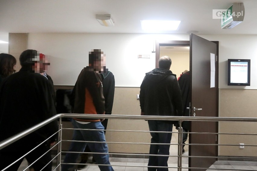 Wyrok za znęcanie nad świniami prowadzonymi na ubój. Weterynarz i pracownicy ubojni w Szczecinie skazani