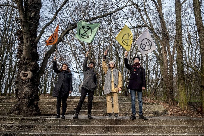 Ola, Julian, Lena i Miłosz to członkowie poznańskiej grupy...