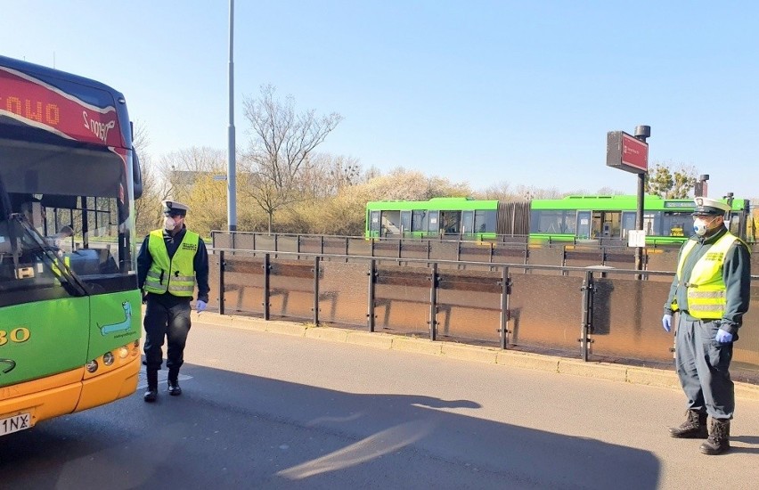 Kontrole w poznańskich autobusach były prowadzone m.in. w...