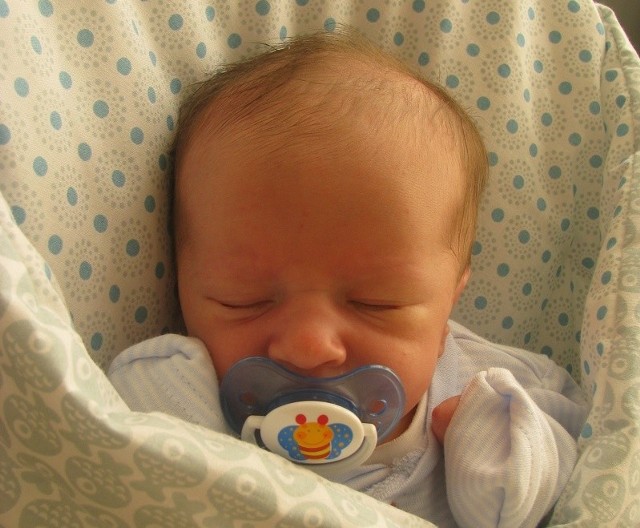 Jakub Bajorek urodził się 8 czerwca, ważył 2840 g i mierzył 55 cm