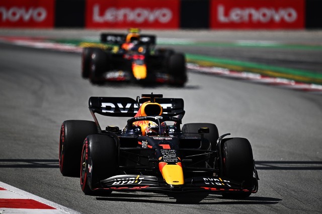 W niedzielę na torze Circuit de Catalunya pod Barceloną bolidy Red Bulla dojechały na metę jako pierwsze