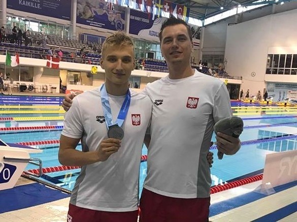 Jan Kałusowski i trener Maciej Młynarczyk