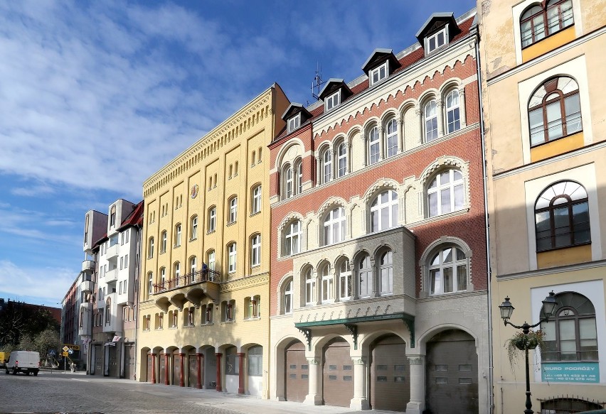 Remont siedziby straży pożarnej w Szczecinie. Front jak nowy [ZDJĘCIA]