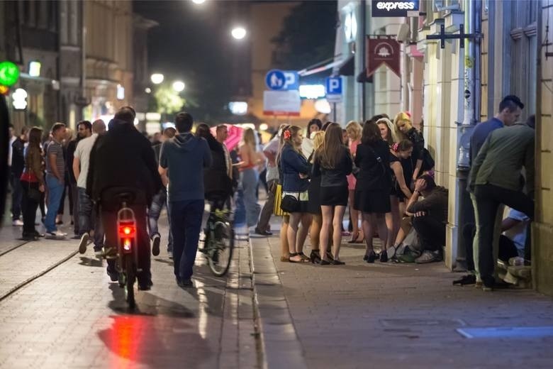 Kiedy znów zostaną otwarte kluby nocne i dyskoteki? Który to...