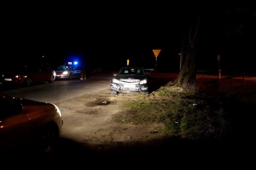 Kolizja w Sycewicach. Mercedes najechał na tył mazdy