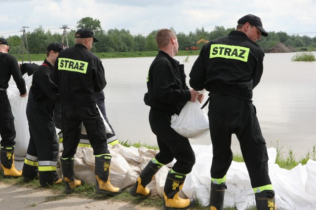 Mieszkańcy okolic Sulejowa z żywiołem wody borykali się już latem.