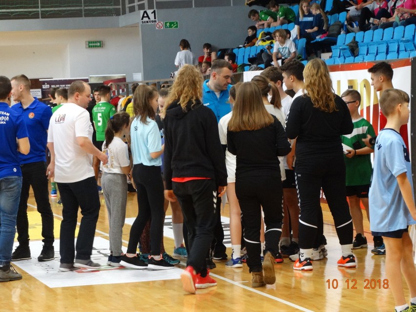 Lubelskie Handball Camp. Bartosz Jurecki poprowadził w Lublinie warsztaty z młodymi sportowcami (ZDJĘCIA)