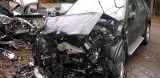 Wypadek: Bmw skradzione w Niemczech zmiażdżyło toyotę. Kierowca uciekł, 24-latka ciężko ranna. (zdjęcia)
