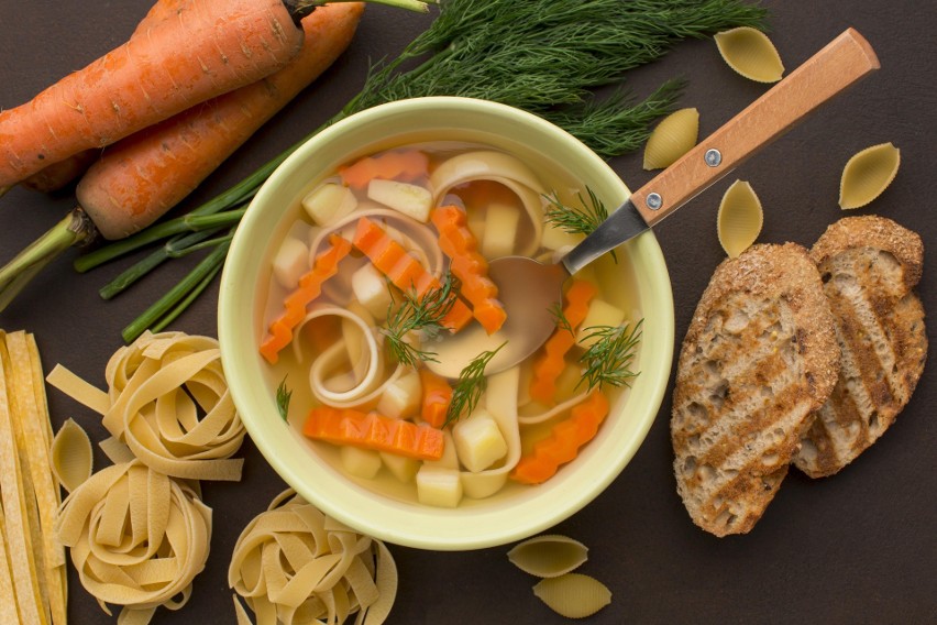 Zdrowym i polecanym daniem diety trzustkowej są zupy....