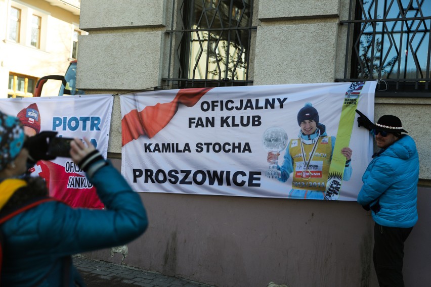 Skoki w Zakopanem 2020. Fanklub Kamila Stocha z Proszowic wziął udział w akcji "Oddaj krew razem z Nami" [ZDJĘCIA]