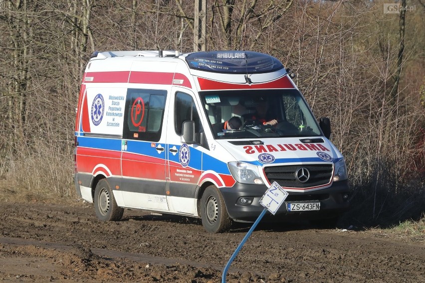 Śmiertelny wypadek w okolicy Kołbaskowa. Nie kursują pociągi [ZDJĘCIA, WIDEO]