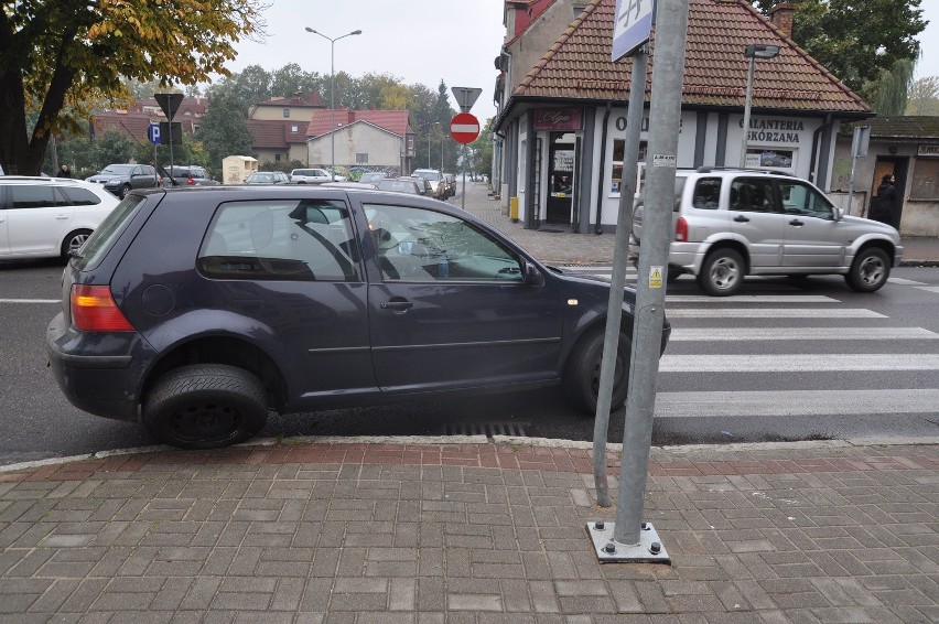 Pechowe skrzyżowanie w Szczecinku. Kolejny wypadek [wideo, zdjęcia]
