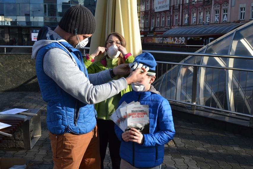 Sosnowiec: smogowy happening na Patelni [ZDJĘCIA]