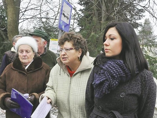 - Chociaż mieszkamy w Zielonej Górze, to jesteśmy odcięci od świata - skarżą się mieszkańcy śródleśnego osiedla przy ul. Łużyckiej